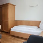 Gaestehaus Salvatorianerinnen מלון