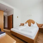 Gaestehaus Salvatorianerinnen 3* Merano