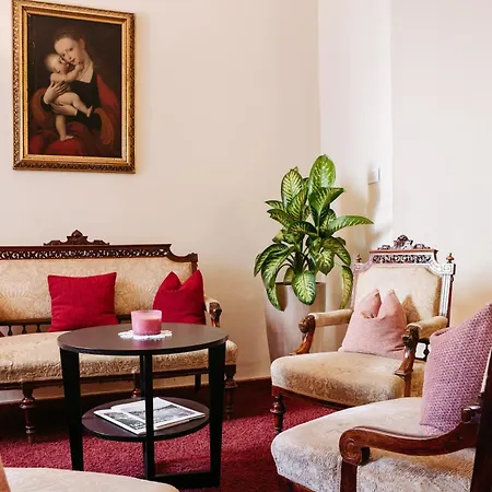 Готель Gaestehaus Salvatorianerinnen Мерано