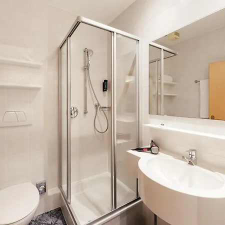 Hotel Gaestehaus Salvatorianerinnen 3*