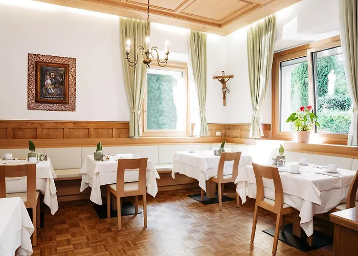 Gaestehaus Salvatorianerinnen Szálloda Merano