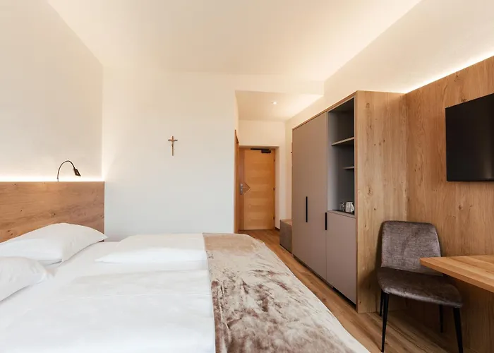 Gaestehaus Salvatorianerinnen فندق 3*